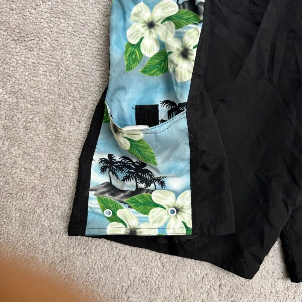 Shaka Surfwear Board Shorts Swim Trunks Mens 36 Black Tropical Hibiscus Floral